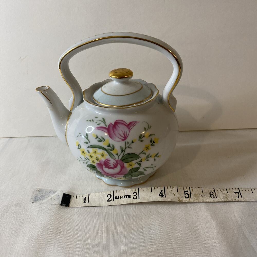 Vintage Nantucket Gold & Flower Teapot - w/ Lid 7" tall
